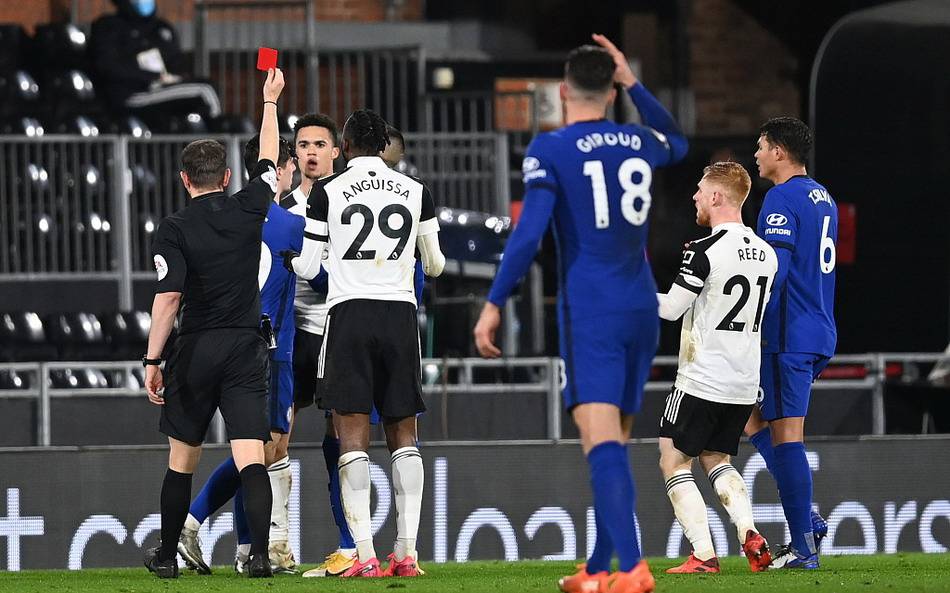 太阳报：皇马愿给红军500万欧提前引进阿诺德，让他打世俱杯